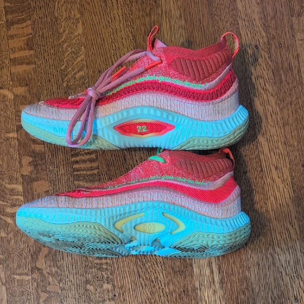 Nike Cosmic Unity 3 A'ja Wilson Sz W8 - Picture 3 of 7